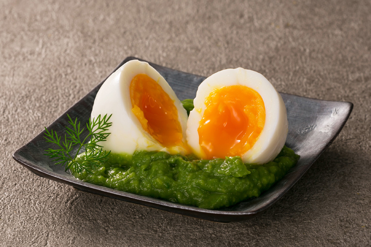 写真：ゆで卵とアボカドホイップ